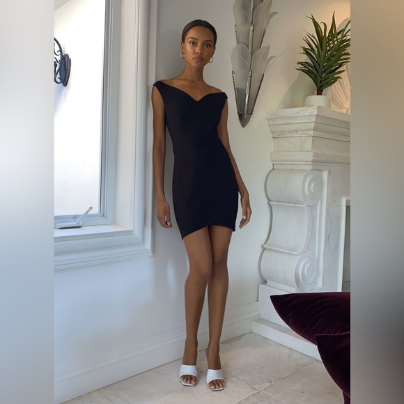 Babaton ONYX bodycon black mini dress | Size 2 | Like New | Sold out online - Picture 7 of 12